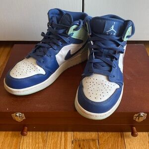 Air Jordan 1 Blue and Mint